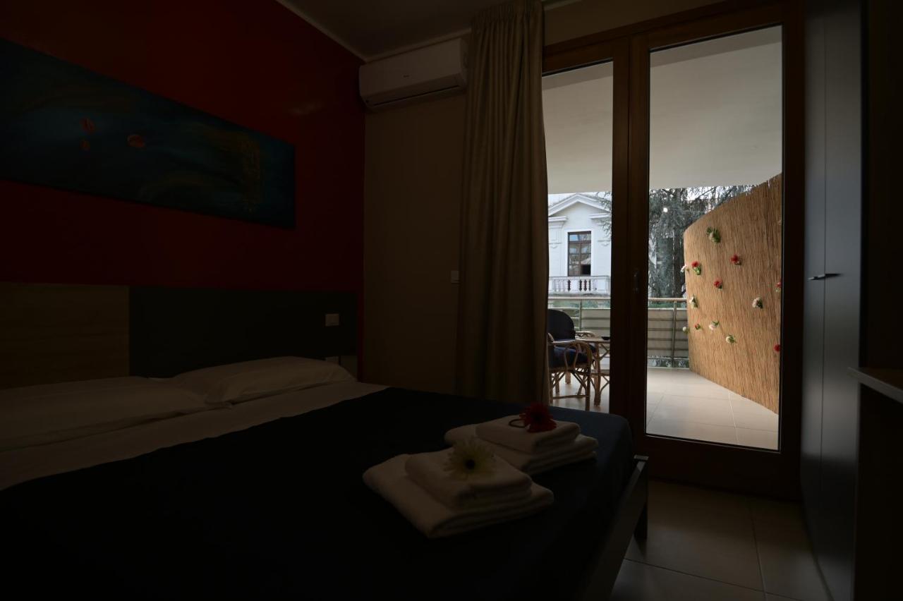קוסנזה Clc Home B&B מראה חיצוני תמונה